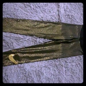 Women’s Nike leggings